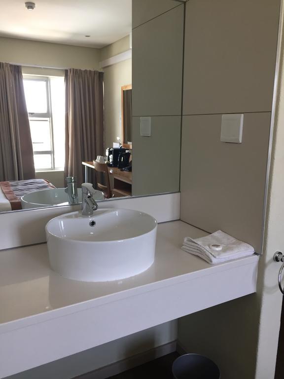 River City Inn Upington Eksteriør billede